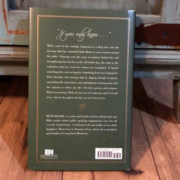 Audacious by Beth Moore (hardback) - Picture 2 of 2